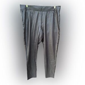 Torrid Size 3 Black Ribbed Metallic Stripe Leggings Plus Size 3X